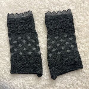 OLEANA Dark Gray Fingerless Gloves